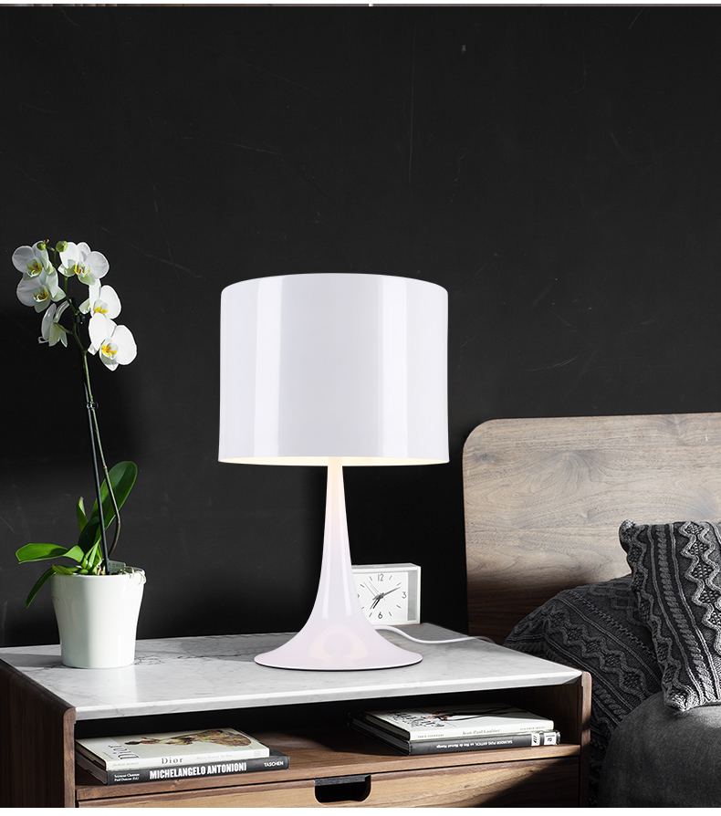 Table Lamp Italian Fashionable Bedroom Bedside Lamps